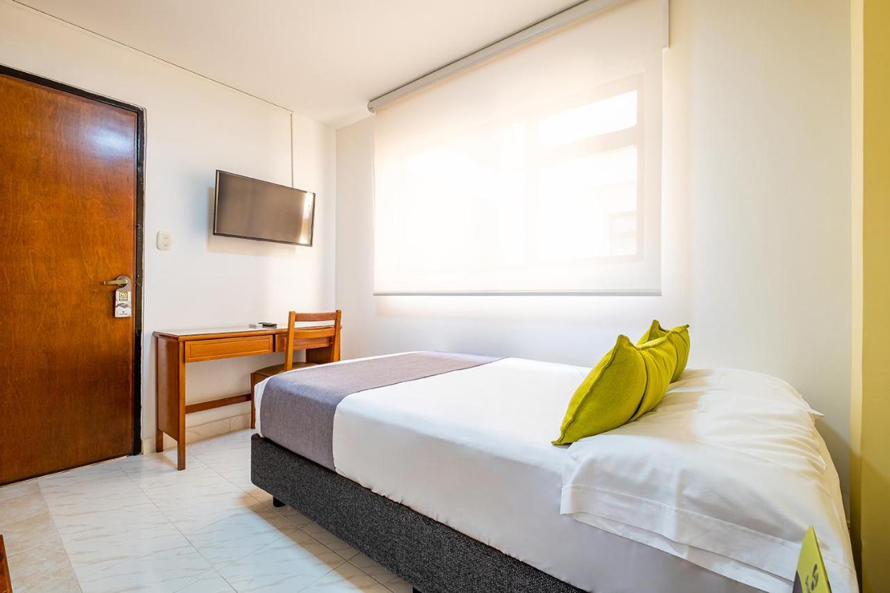 Ayenda 1502 Principe Hotel Bucaramanga Kültér fotó